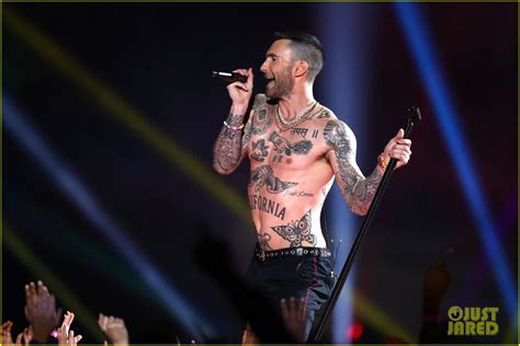 Maroon 5's Super Bowl Halftime Show 2019 - Watch Video Now!: Photo 4222775 | 2019 Super Bowl ...