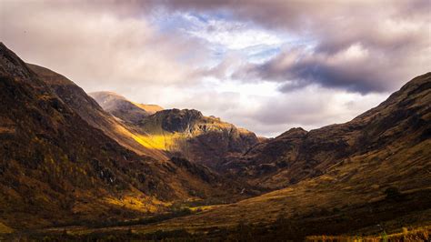 The best places to see autumn colour in Scotland - History Scotland