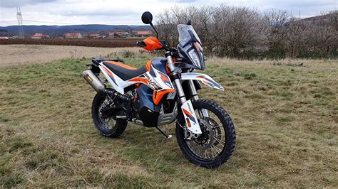 890 Adventure R Rally 2021 KTM Bike - Review Specs