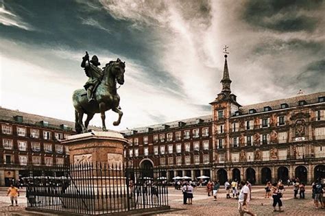 Madrid the Old City - Private Guided Tour - Madrid | Project Expedition