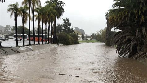 Powerful storm hits Southern California, flooding highways