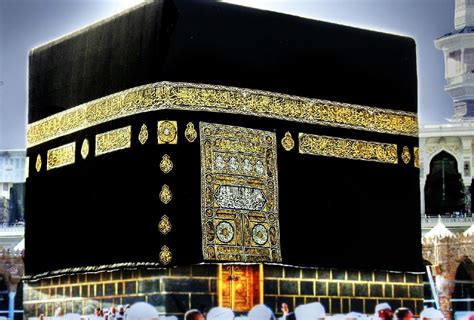 Kaaba | Series 'Top Surviving Artifacts of Muslim Civilization' | OrangeSmile.com