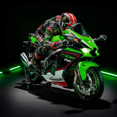 Kawasaki Ninja ZX-10R Wallpaper 4K, AMOLED, Sports bikes