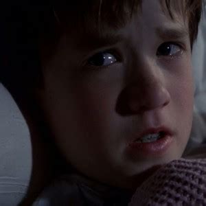 Why 'The Sixth Sense' Ending Has Never Been Matched - ZergNet