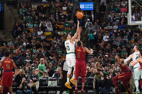 Photos: Cavaliers vs. Celtics - Nov. 30, 2018 Photo Gallery | NBA.com