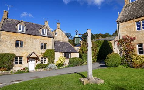 8 great Cotswold Way circular walks - Explore the Cotswolds