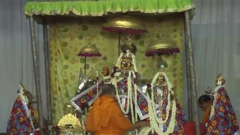 Live Darshan Shri Radhey Govind Dev Ji Temple Dhoop Aarti Jaipur - YouTube