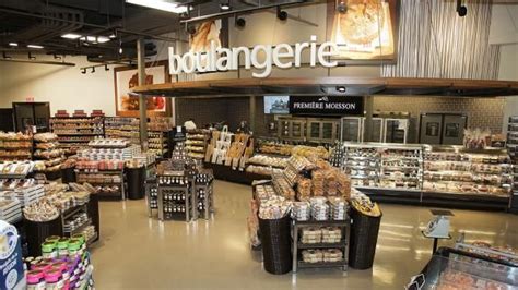 Gallery: Metro revamps Plus store in Quebec | Gourmet bakery, Store design, Quebec