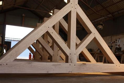 Oak Framed King Post Truss Prices UK | Low Cost Roof Trusses for Self Builds | Oak Timber Framing