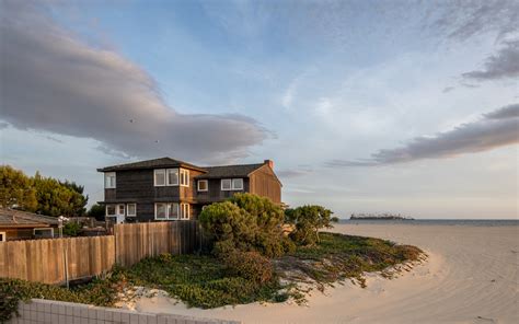 Buy this historic beach house now, or I will! • Long Beach Post News