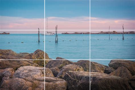 Rule of Thirds in Photography Explained (Examples + Visuals) • PhotoTraces