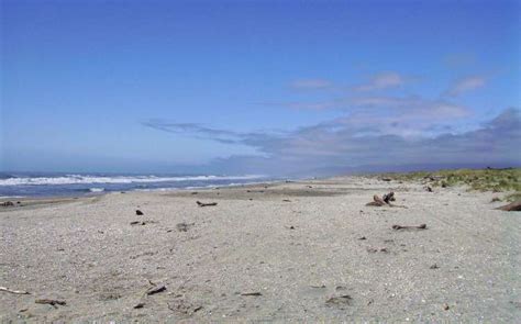 Haast Beach / South Island / New Zealand // World Beach Guide