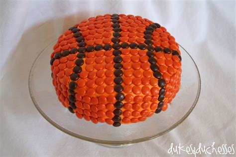 Basketball Cake Idea | Super Easy & Simple | Reese's Pieces Decoration