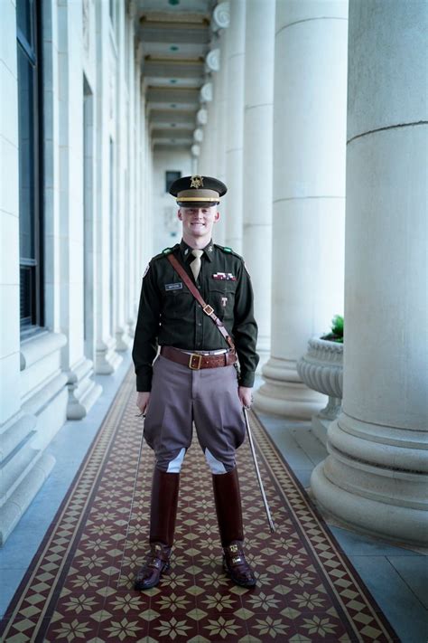 Texas A&M Corps of Cadets | Men in uniform, Senior portraits male, Boys ...