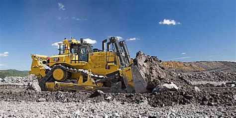 CAT D11 Dozer Specs, Price, Weight, Engine, And Reviews