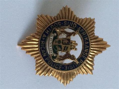 South African Police Services - SA Police Officers Colour Cap Badge was ...