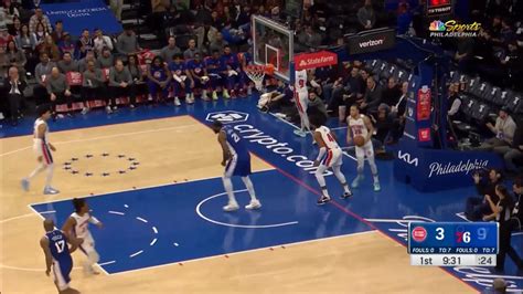 Joel Embiid with a dunk vs the Detroit Pistons - Yahoo Sports