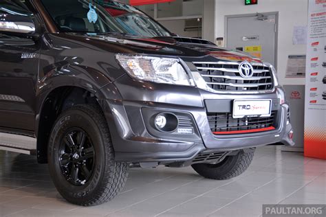 GALLERY: 2015 Toyota Hilux TRD Sportivo – more aggressive looks, racier interior for new ...