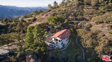 24730 W Saddle Peak Rd, Malibu, CA 90265 - realtor.com®