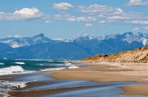 Local's Guide to Going To The Beach Near Lucca, Italy (6 Best Beaches + Map) - Mom In Italy