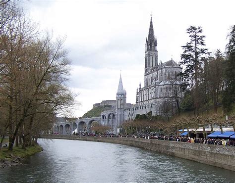 How to Get to Lourdes, France: France Travel Guide