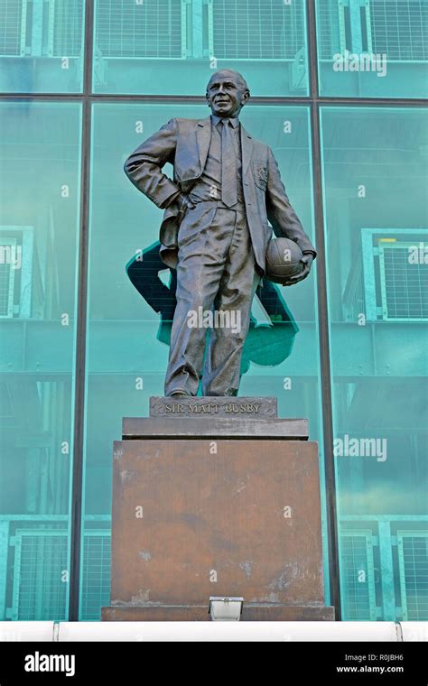 Manchester united manager sir matt busby statue outside old trafford hi ...