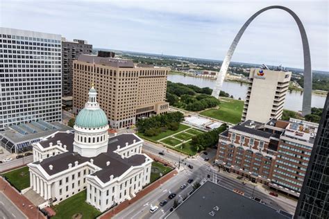 The St. Louis Neighborhoods You Need to Know