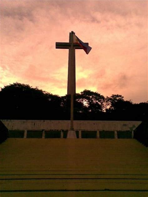 Mount Samat - Pilar