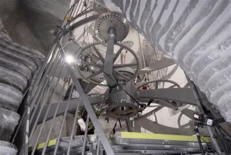 Watch: Jeff Bezos installing 10,000-year clock in Texas mountain - UPI.com