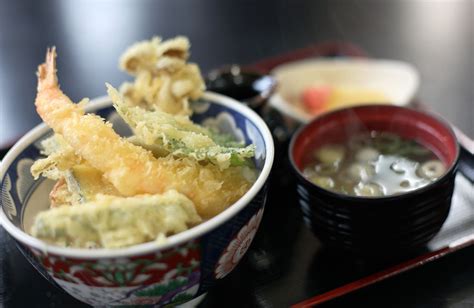 The Quickest, Easiest Tempura Batter Recipe | Recipe | Tempura batter ...