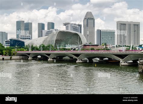 Singapore boat building hi-res stock photography and images - Alamy