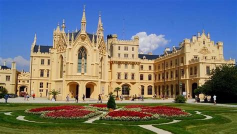 10 Best Castles In Czech Republic For All Travelers To Visit