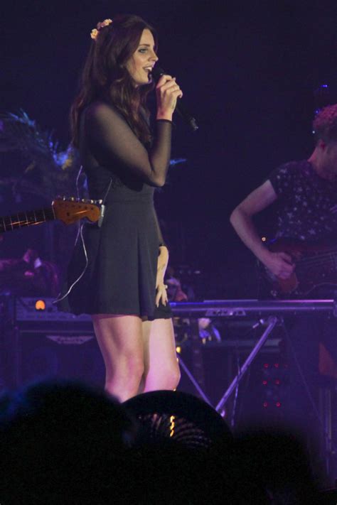 Lana Del Rey - Live Performance at the WaMu Theatre in Seattle - May 2014