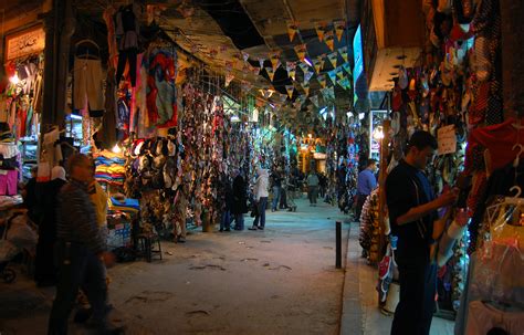 File:Ancient covered souq, Aleppo, Syria.jpg - Wikimedia Commons