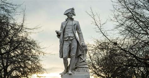 Captain James Cook Statue