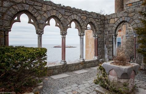 Hammond Castle Museum – Johnny Burke