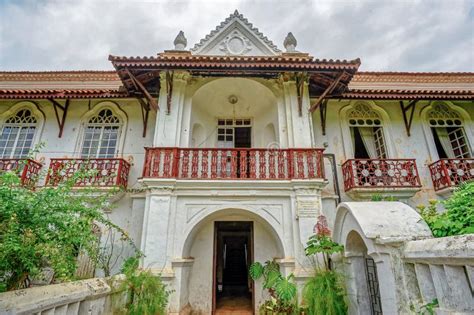 Vintage Colonial Goan House of Braganza Family in Chandor Village Editorial Stock Photo - Image ...