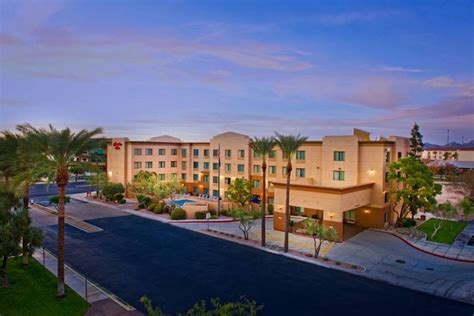 Hampton Inn & Suites Phoenix Airport South: Phoenix Hotels Review ...