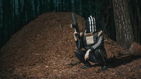 Killa cosplay by me : r/EscapefromTarkov