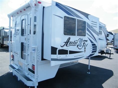 2016 New Arctic Fox 811 Truck Camper in Arizona, AZ | recreationalvehiclemarket.com