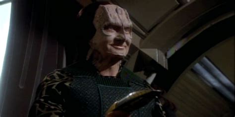 Why Garak Wasn't Allowed To Be Queer In DS9