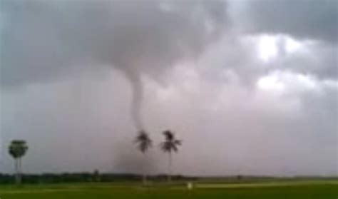 Rare tornadoes ripped through Sulawesi and Northern Sumatra, Indonesia - The Watchers