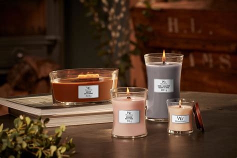 WoodWick® Christmas Candle Collection - Luxuria Lifestyle