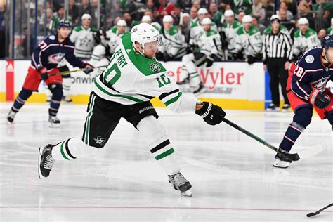 Dallas Stars: Corey Perry Brings Important Elements To Dallas Lineup