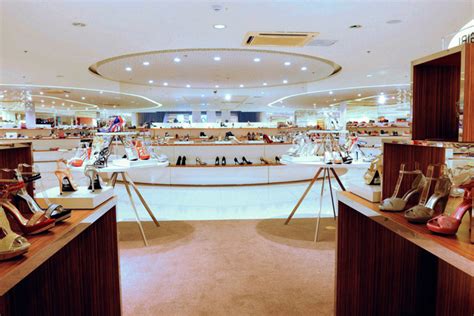 » SM shoes department, Makati – Philippines