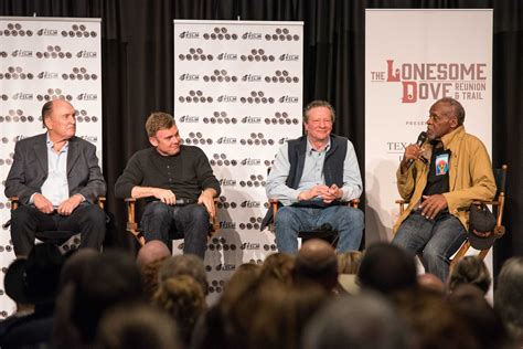 "Lonesome Dove" cast reunites after 27 years - TCU 360