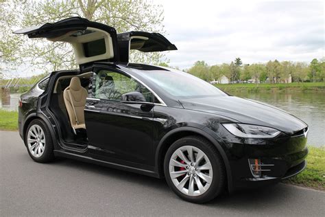 Tesla Model X door-control software to be updated, Musk says