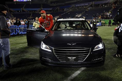 Chiefs’ Travis Kelce danced, scored and won a new car at the Pro Bowl ...