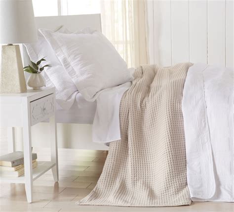 100% Cotton Waffle Weave Blanket | Mikala Collection by Great Bay Home ...