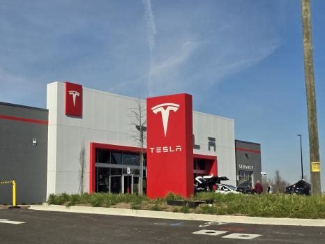 Tesla Dealership Off I-75 Sells For Over $12.5 Million - Chattanoogan.com